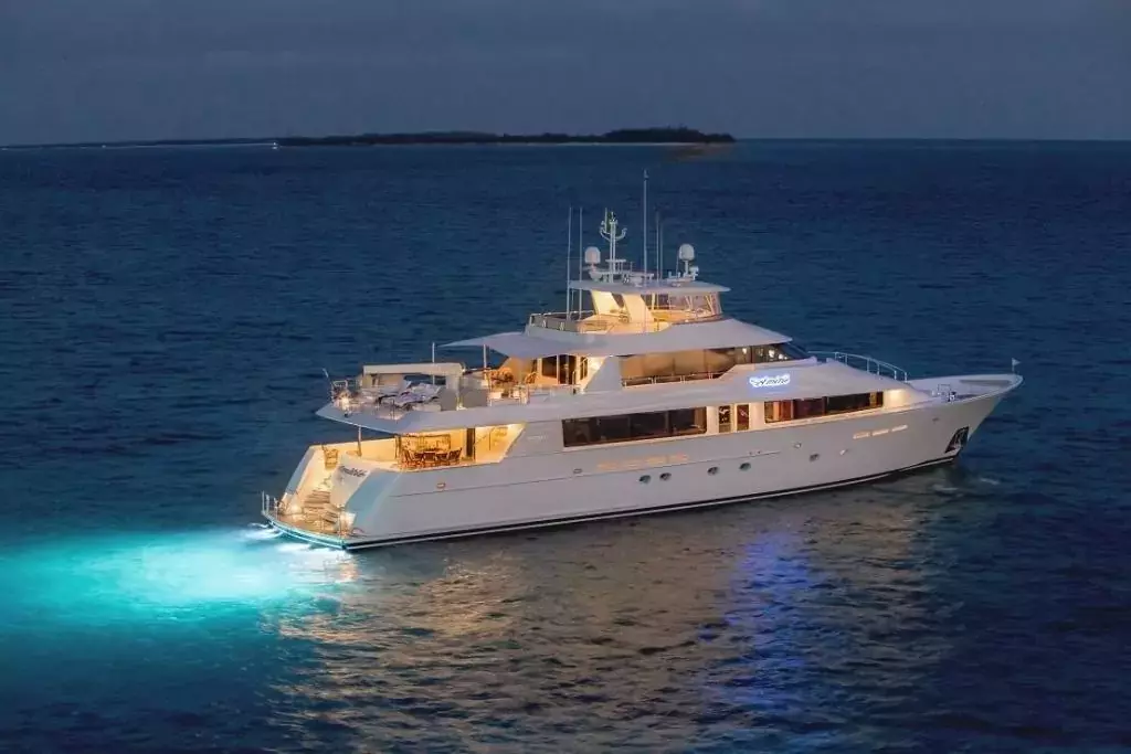 All Inn by Westport - Top rates for a Charter of a private Superyacht in Bermuda