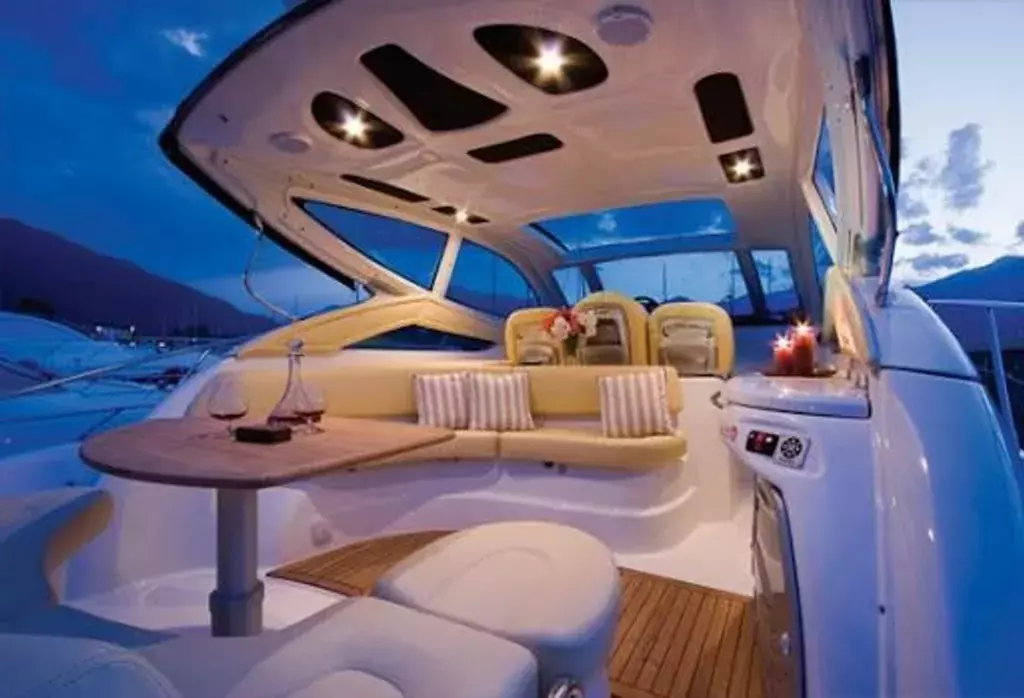 Alma by Cranchi - Top rates for a Rental of a private Power Boat in Greece