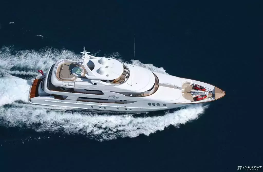 Amica Mea by Hakvoort - Top rates for a Charter of a private Superyacht in Grenadines