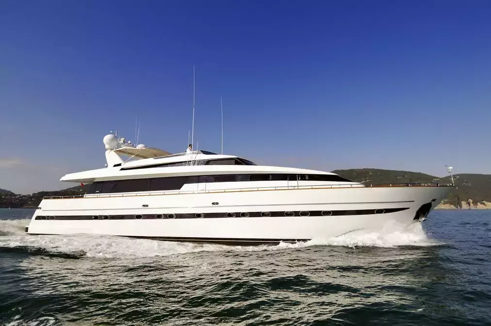 Aria by Sanlorenzo - Special Offer for a private Motor Yacht Charter in Naples with a crew
