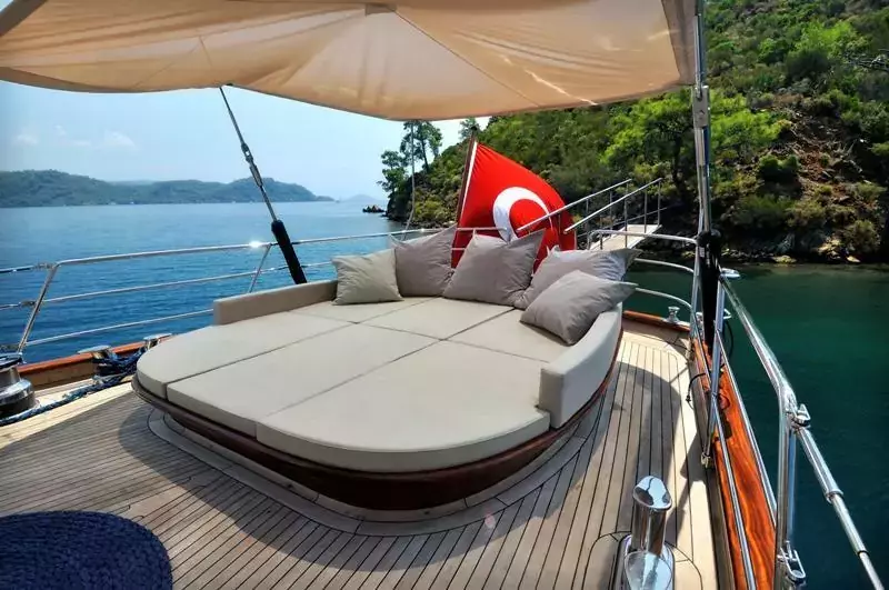 Aria I by Medyat - Special Offer for a private Motor Sailer Charter in Naples with a crew