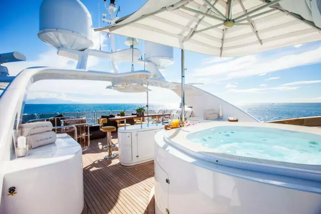 Aura by Benetti - Top rates for a Rental of a private Superyacht in Italy