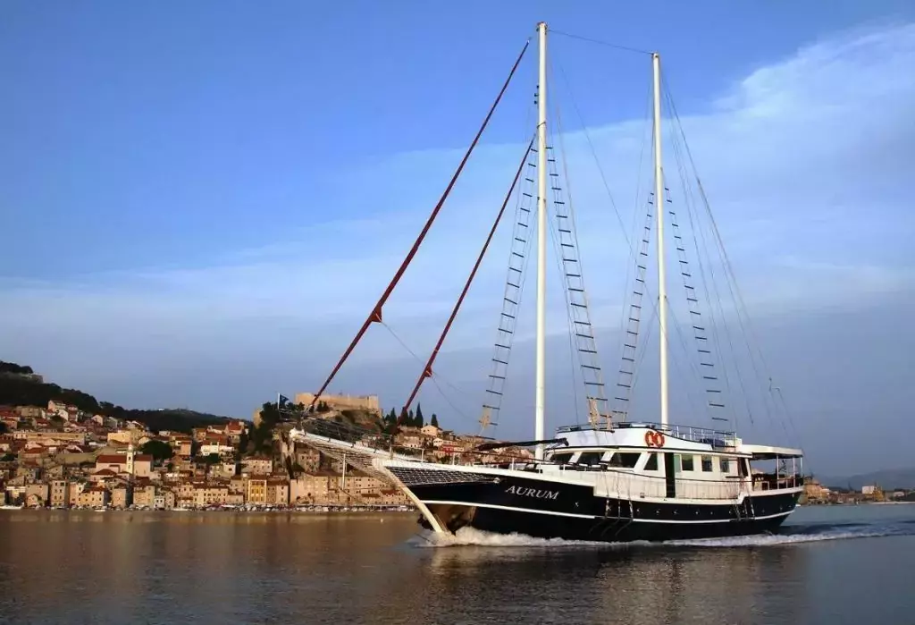 Aurum by Turkish Gulet - Special Offer for a private Motor Sailer Rental in Split with a crew