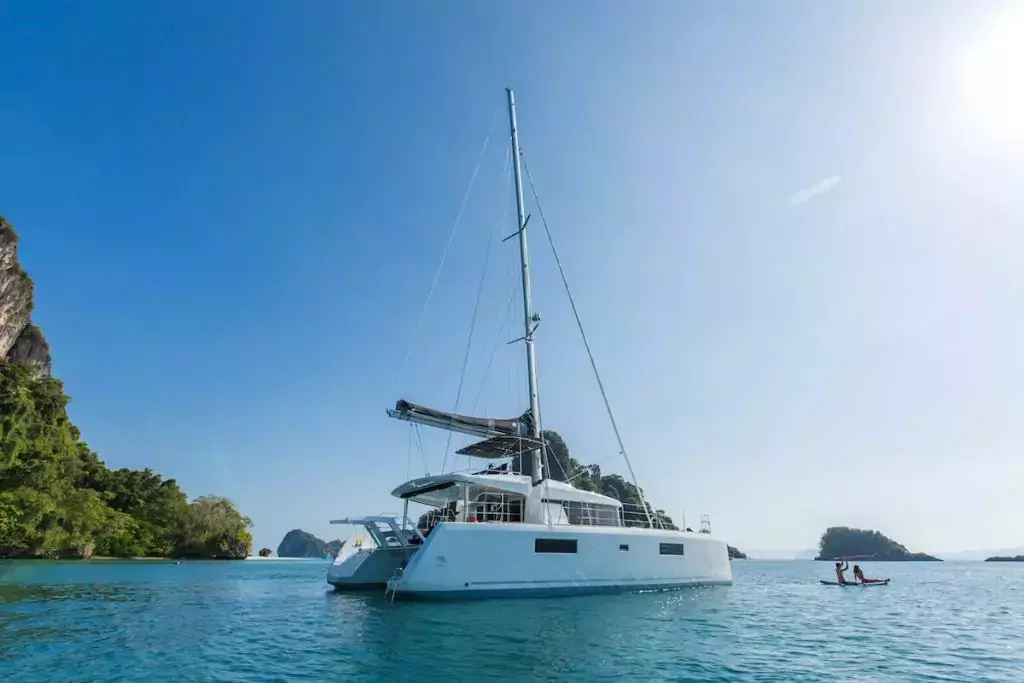 Blue Moon by Lagoon - Special Offer for a private Sailing Catamaran Rental in Koh Samui with a crew