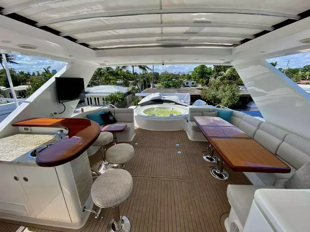 Brandi Wine by Hargrave - Special Offer for a private Motor Yacht Charter in Fort Lauderdale with a crew