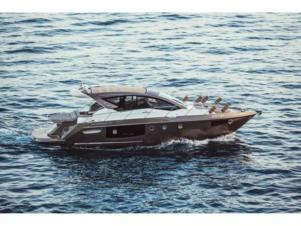Brown Sugar by Cranchi - Special Offer for a private Power Boat Rental in Zadar with a crew