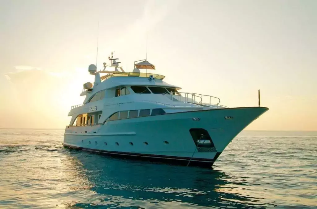 Brunello by Benetti - Special Offer for a private Motor Yacht Charter in Saint Francois with a crew