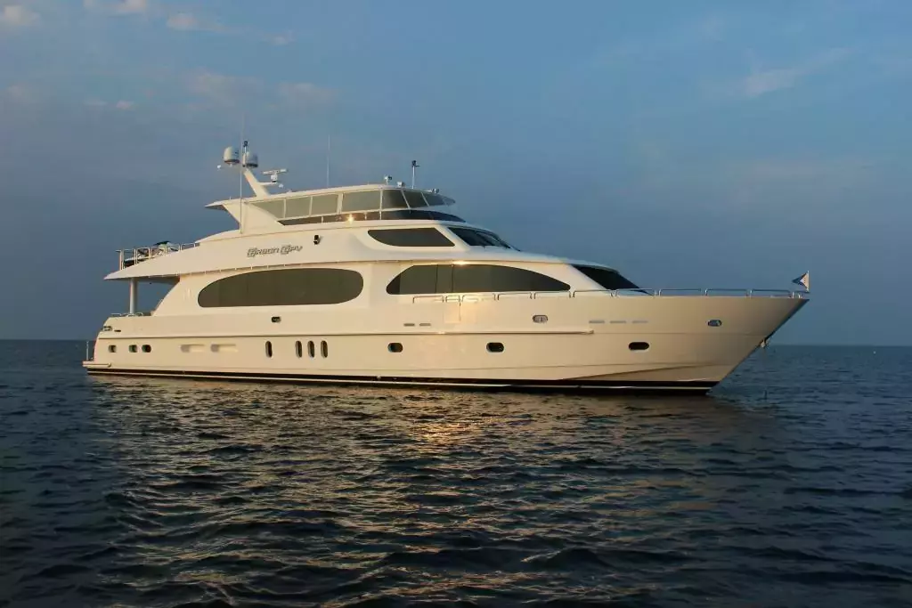 Carbon Copy by Hargrave - Special Offer for a private Motor Yacht Charter in Basse Terre with a crew