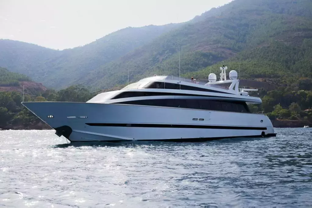 Chamade by Mondomarine - Special Offer for a private Motor Yacht Charter in St Tropez with a crew