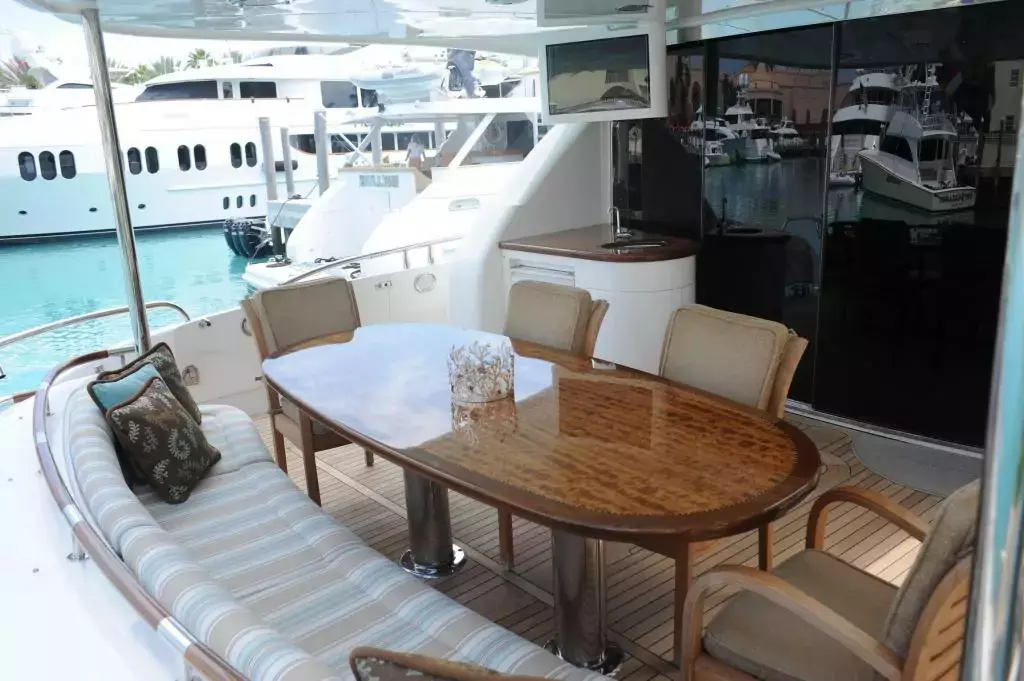 Chip by Lazzara - Special Offer for a private Motor Yacht Charter in St Vincent with a crew