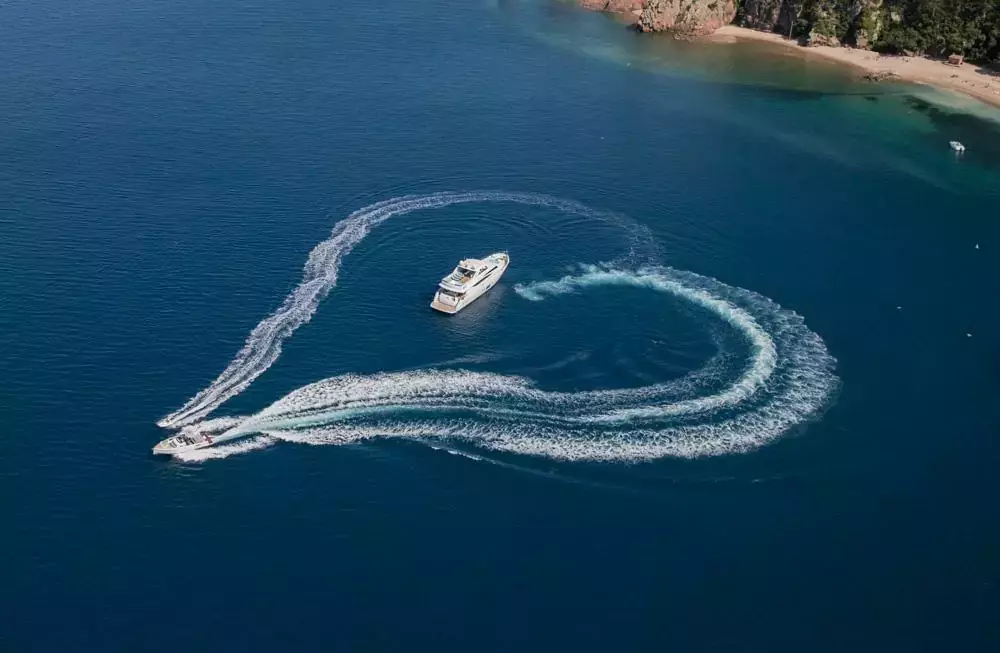Cristobal by Princess - Special Offer for a private Motor Yacht Charter in Tortola with a crew