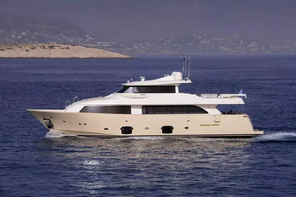 Dana by Ferretti - Special Offer for a private Motor Yacht Charter in Crete with a crew