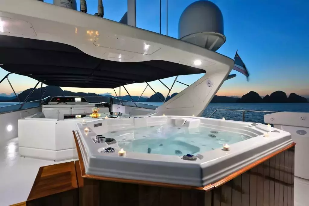 Demarest by Falcon - Special Offer for a private Superyacht Charter in Krabi with a crew