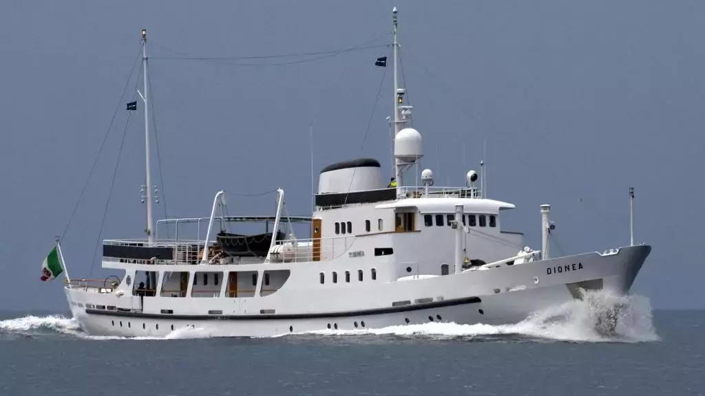 Dionea by C.N. Felszegi - Special Offer for a private Superyacht Charter in Amalfi Coast with a crew