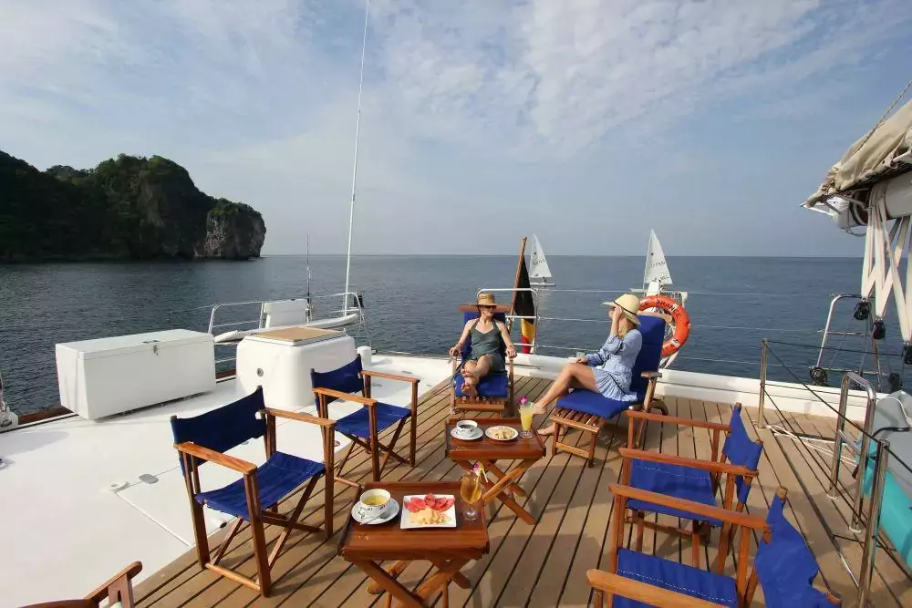 Douce France by Alumarine - Special Offer for a private Sailing Catamaran Rental in Koh Samui with a crew