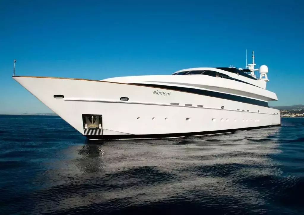 Element by Cantieri di Pisa - Special Offer for a private Superyacht Rental in St Tropez with a crew