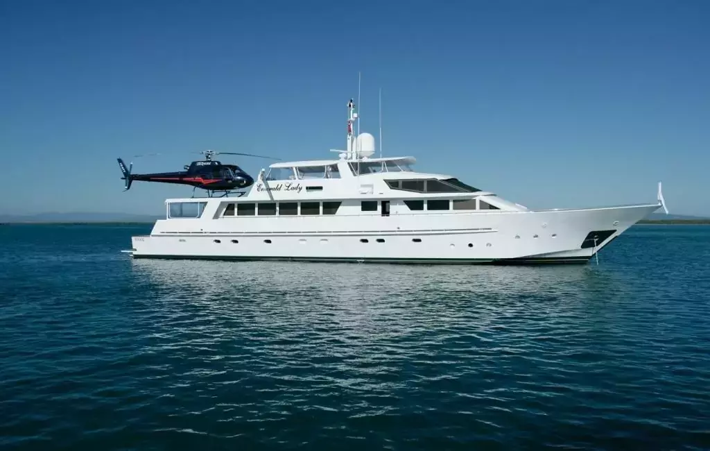 Emerald Lady by Benetti - Special Offer for a private Motor Yacht Charter in Bora Bora with a crew