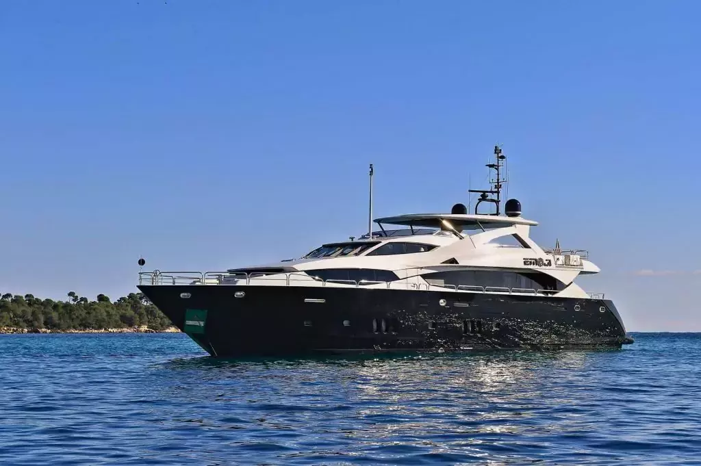 Emoji by Sunseeker - Special Offer for a private Motor Yacht Charter in Cannes with a crew