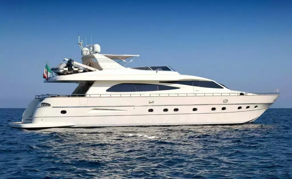 F12 by Canados - Special Offer for a private Motor Yacht Charter in Gaeta with a crew