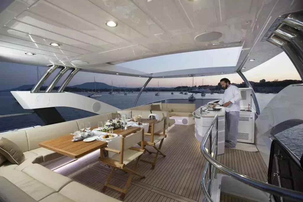 Finezza by Sunseeker - Special Offer for a private Motor Yacht Charter in Tribunj with a crew