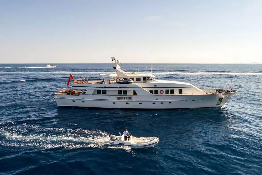 Fiorente by Ferronavale - Special Offer for a private Superyacht Charter in Tribunj with a crew