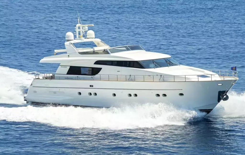Fos by Sanlorenzo - Special Offer for a private Motor Yacht Charter in Abu Dhabi with a crew
