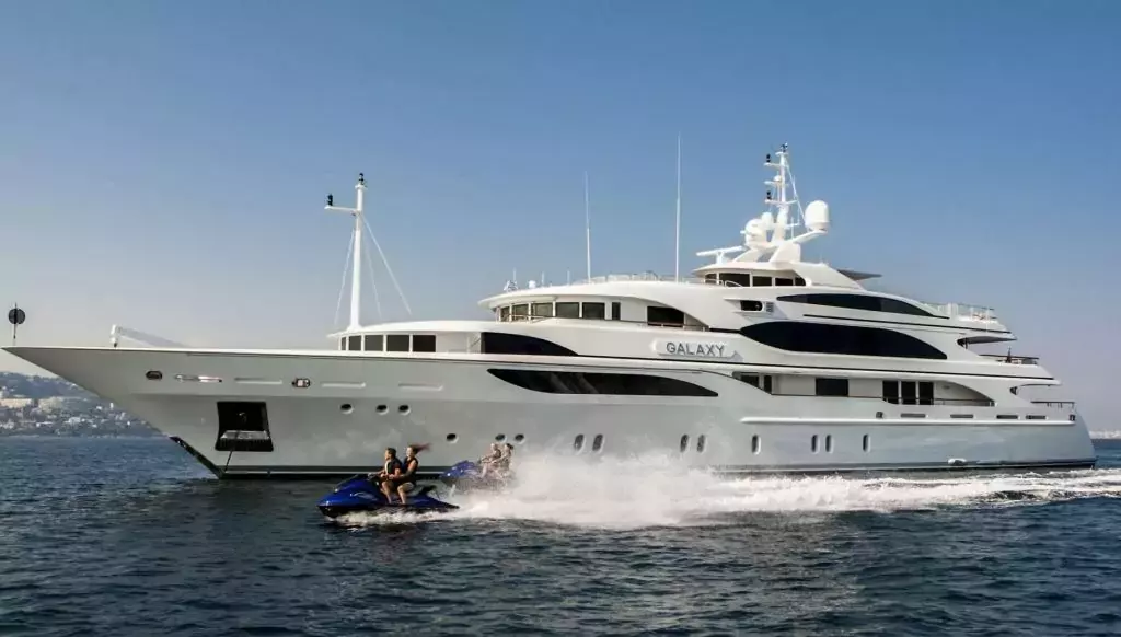 Galaxy by Benetti - Special Offer for a private Superyacht Rental in Canouan with a crew