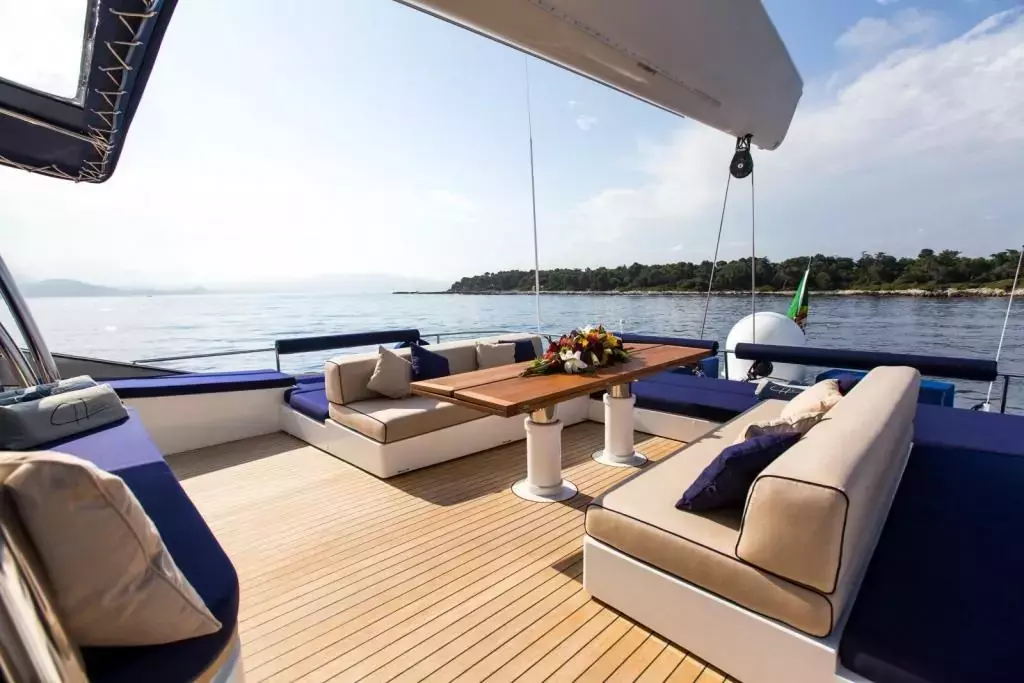 Hutiane by N.A.C. - Special Offer for a private Sailing Catamaran Rental in Cannes with a crew