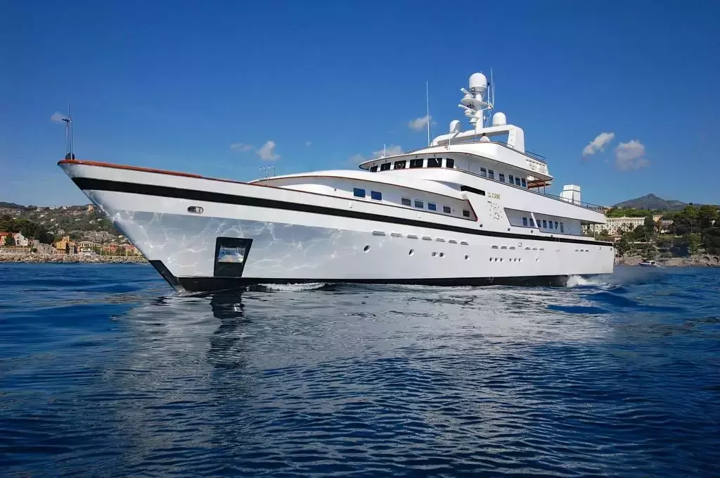 Il Cigno by Cantieri Navali Nicolini - Special Offer for a private Superyacht Rental in St Tropez with a crew