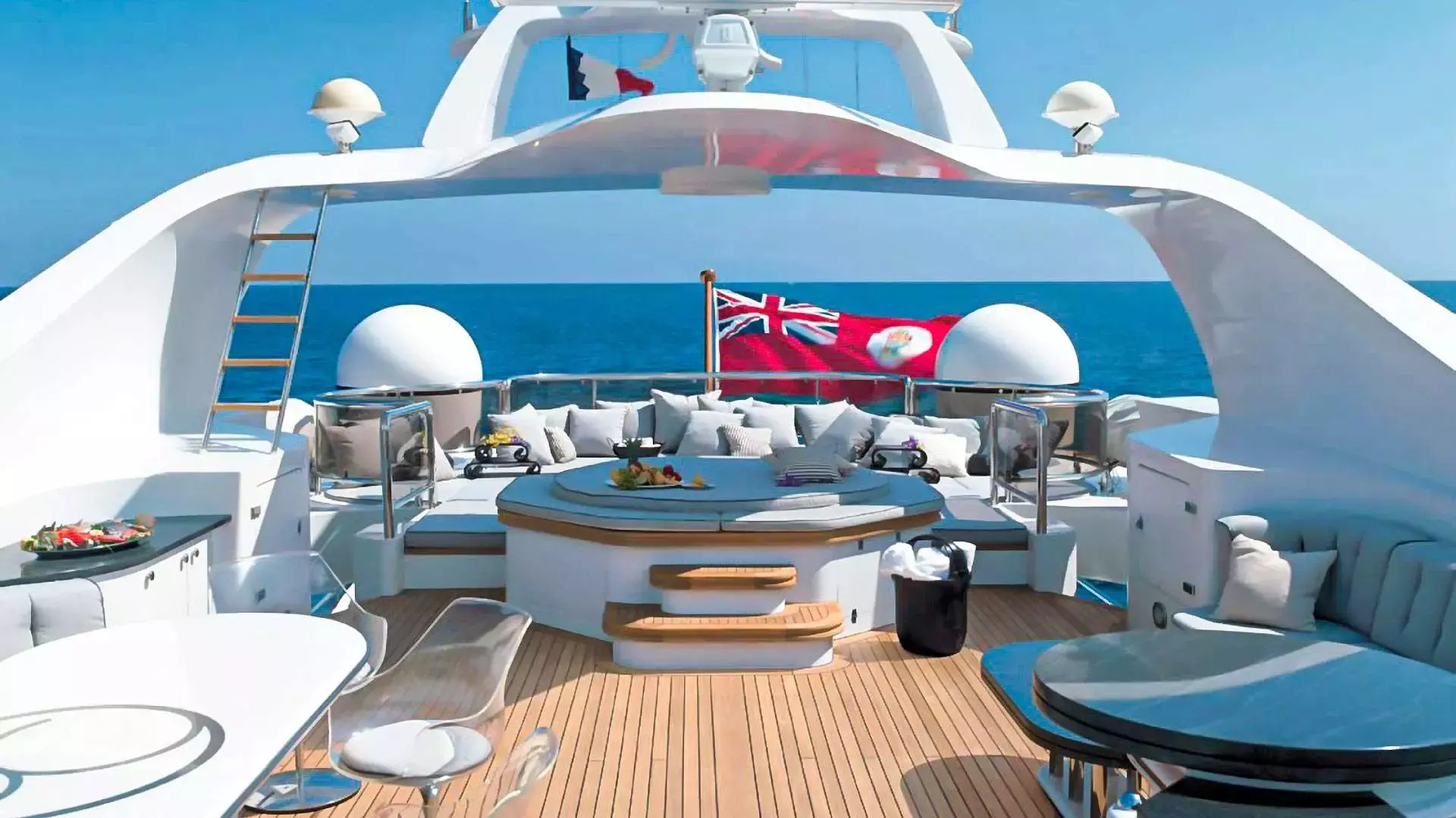 Il Sole by Benetti - Special Offer for a private Superyacht Rental in Menorca with a crew