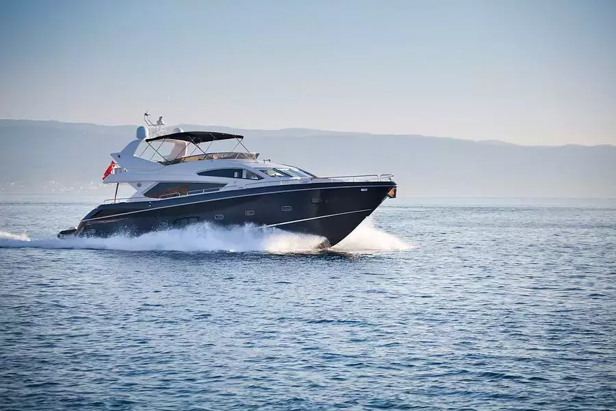 Imai by Sunseeker - Special Offer for a private Motor Yacht Charter in Lavrion with a crew