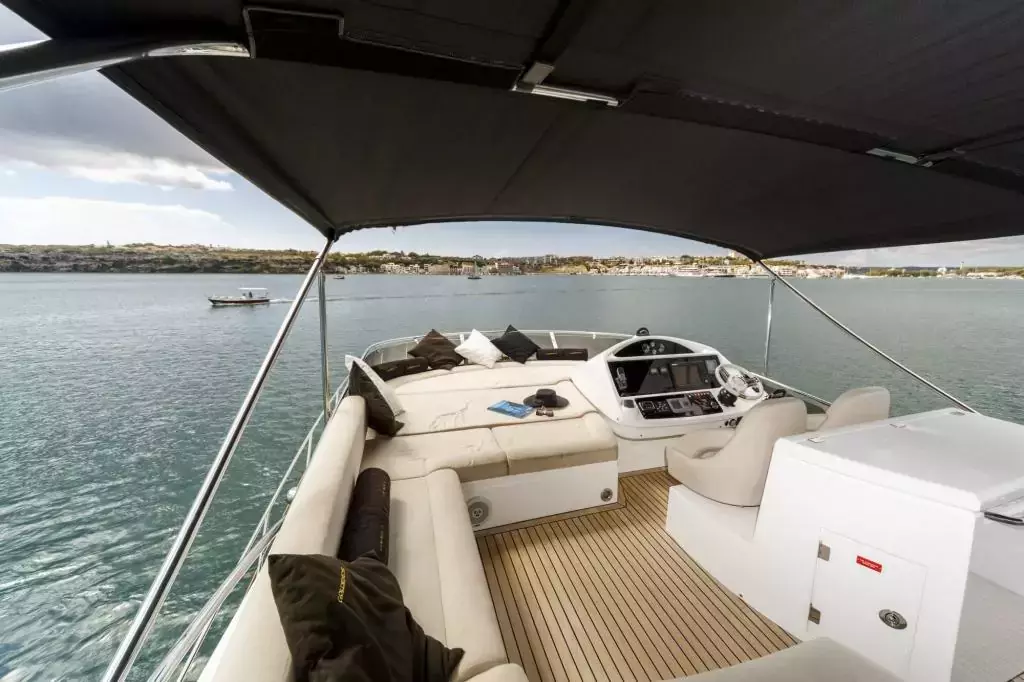 IMOLYAS by Sunseeker - Top rates for a Charter of a private Motor Yacht in Croatia