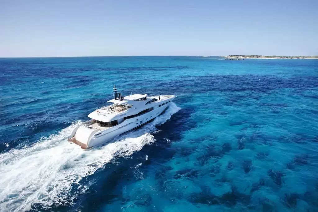 Infinity Pacific by Mondomarine - Special Offer for a private Superyacht Charter in Noumea with a crew