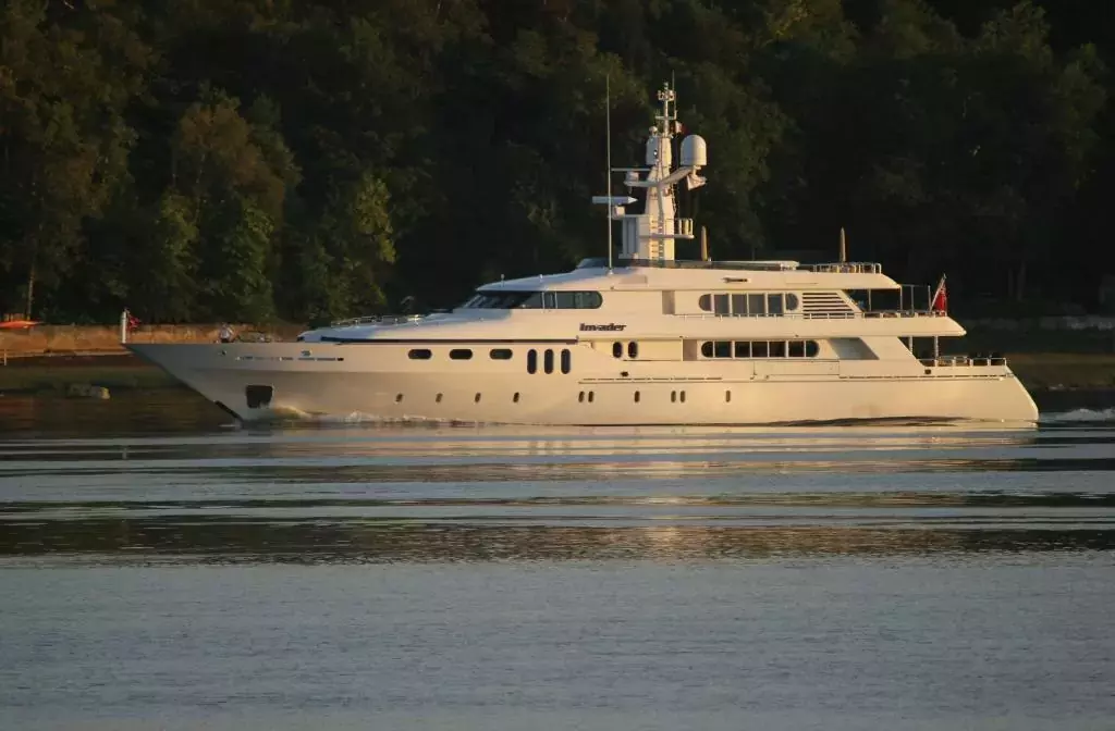 Invader by Codecasa - Top rates for a Charter of a private Superyacht in Greece