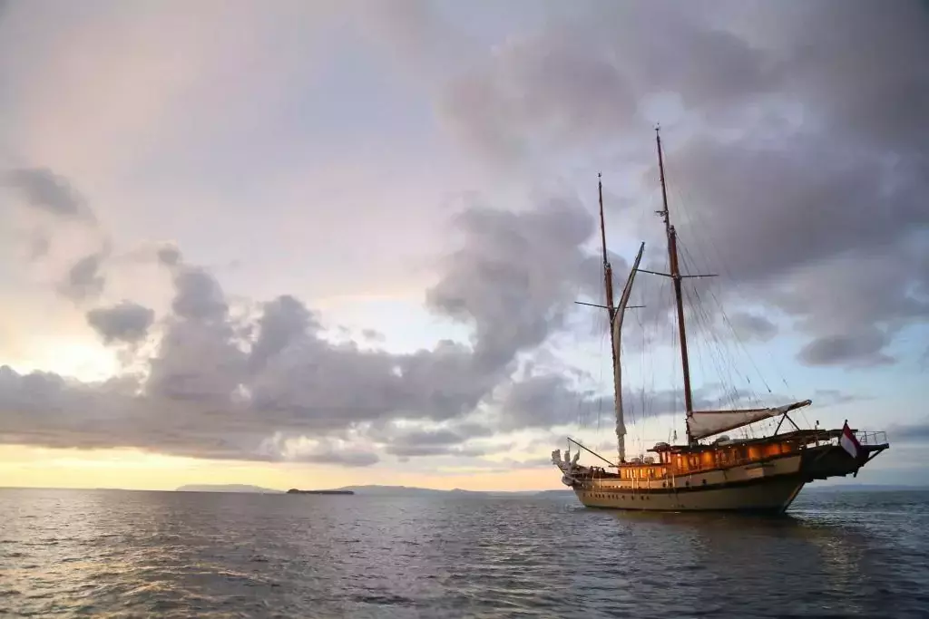 Lamima by Pak Haji Baso - Special Offer for a private Motor Sailer Rental in Koh Samui with a crew