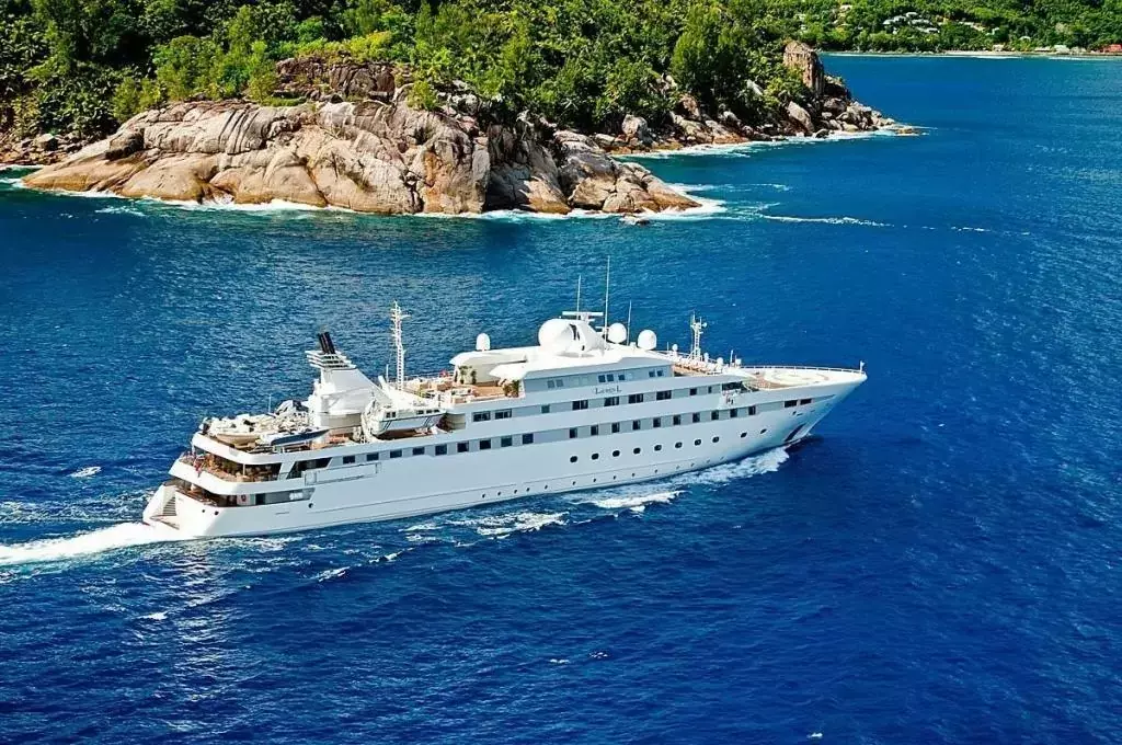 Lauren L by Cassens-Werft - Special Offer for a private Superyacht Charter in Mallorca with a crew