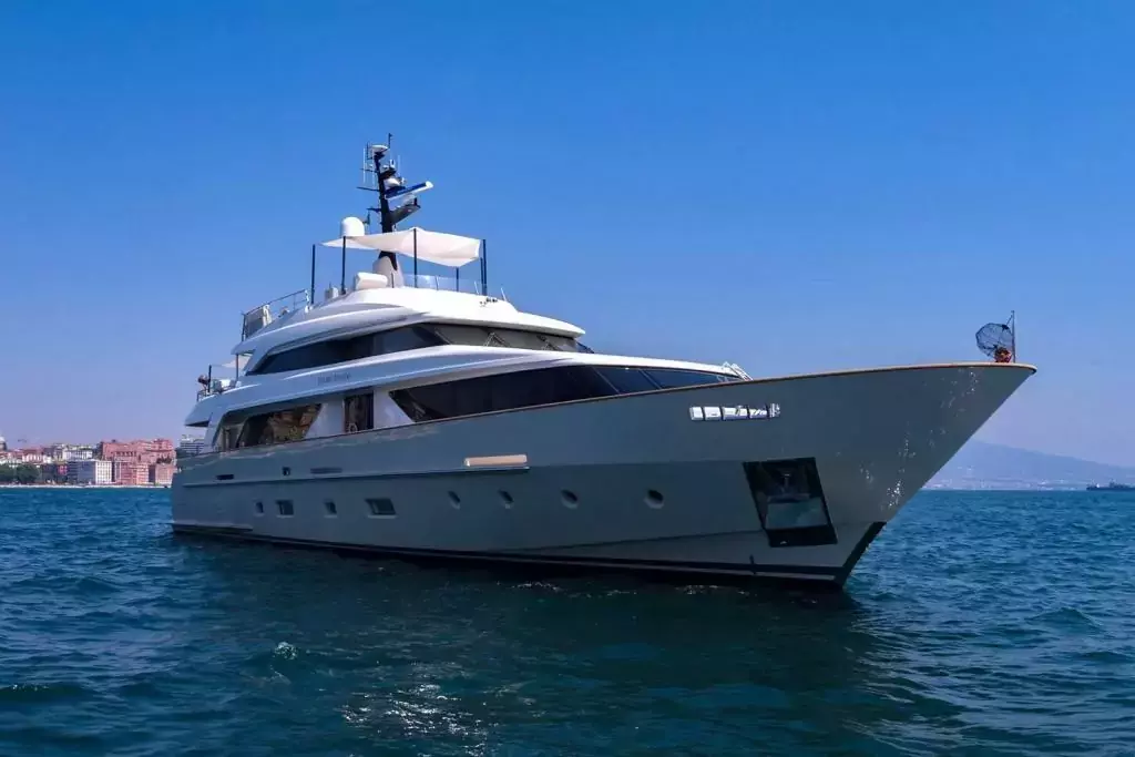 Les Bruxellois by Sanlorenzo - Top rates for a Charter of a private Motor Yacht in Italy