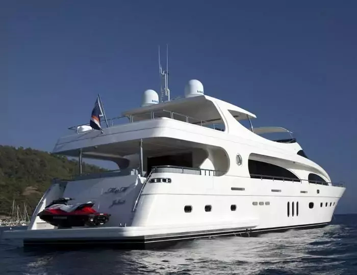 M&M by Mengi Yay - Special Offer for a private Motor Yacht Charter in Sardinia with a crew