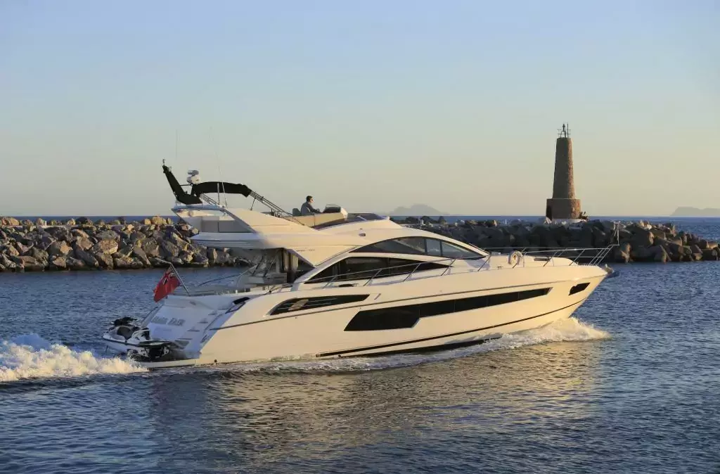 Maia Fair by Sunseeker - Top rates for a Charter of a private Motor Yacht in Italy