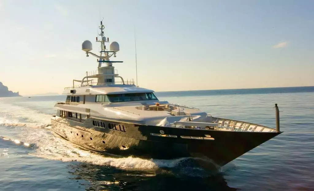 Mariu by Codecasa - Top rates for a Charter of a private Superyacht in Greece