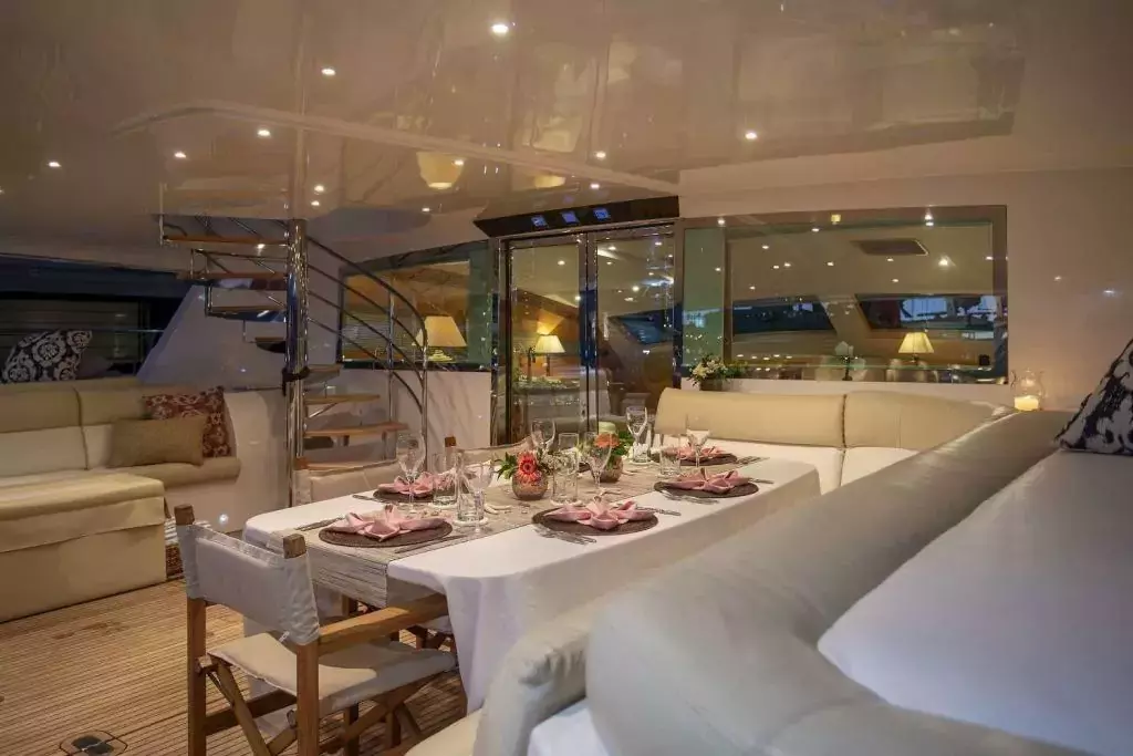Matau by Privilege - Top rates for a Charter of a private Luxury Catamaran in Guadeloupe