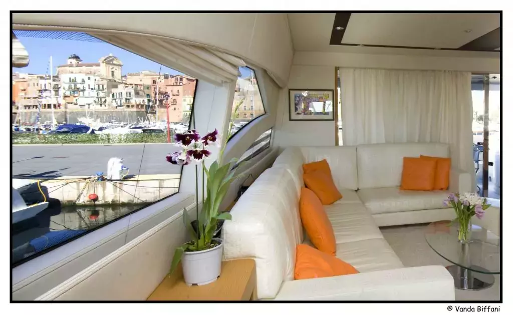 Maximo by Pershing - Special Offer for a private Motor Yacht Charter in Antibes with a crew