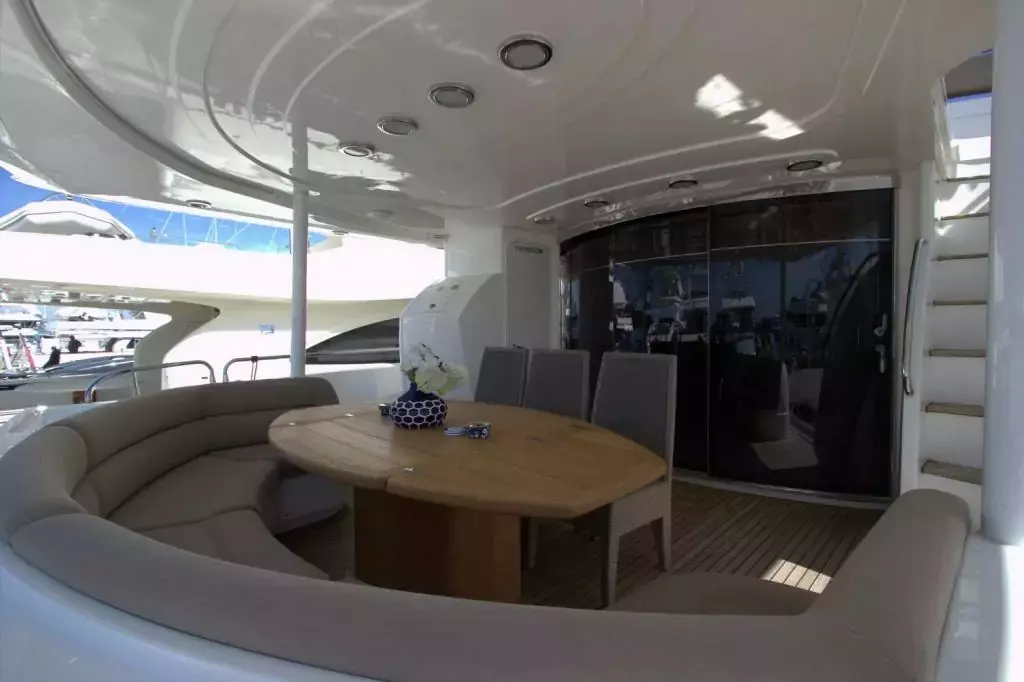 Mi Alma by Sunseeker - Top rates for a Charter of a private Motor Yacht in Italy
