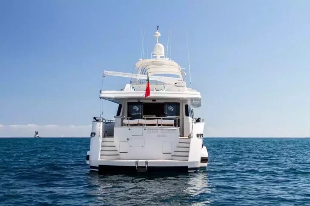 Miss Candy by Versilcraft - Special Offer for a private Motor Yacht Charter in Sardinia with a crew