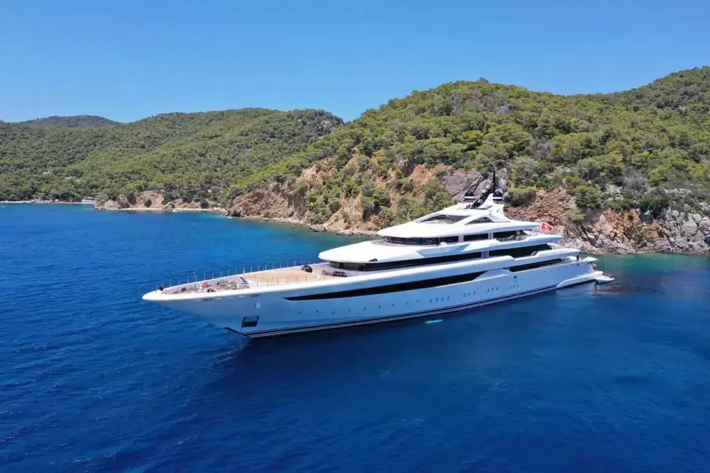O'Pari by Golden Yachts - Top rates for a Charter of a private Superyacht in St Barths