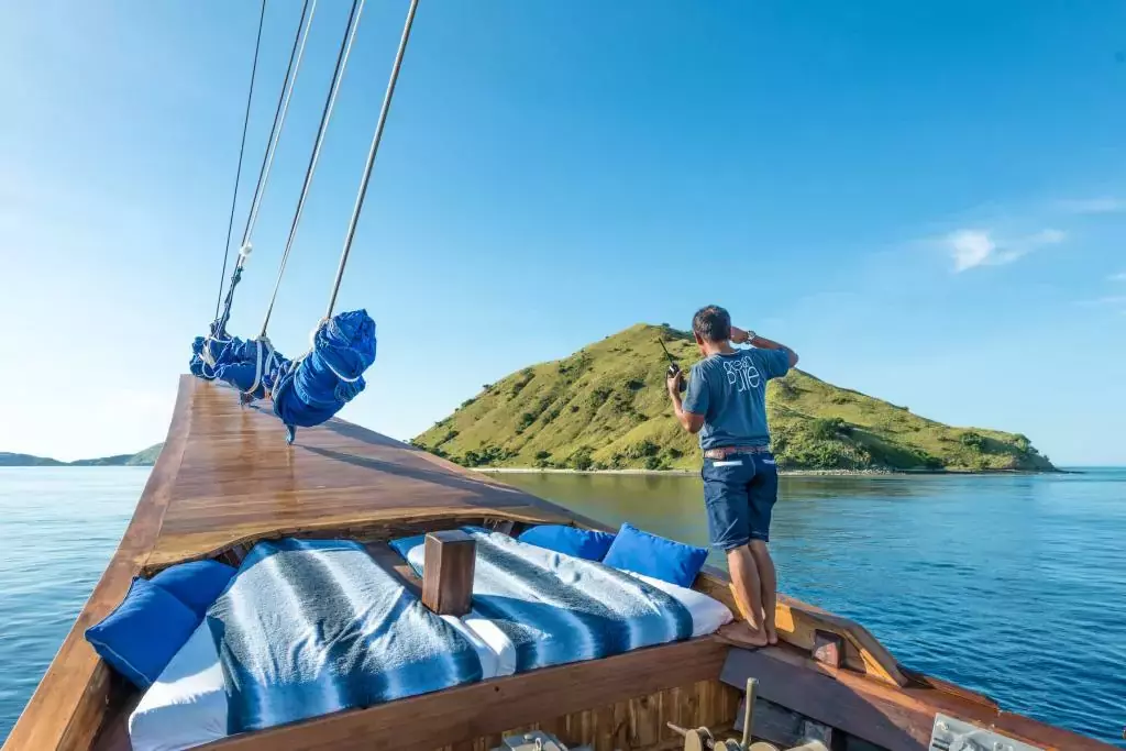 Ocean Pure by Concorde Yachts - Special Offer for a private Motor Sailer Rental in Komodo with a crew