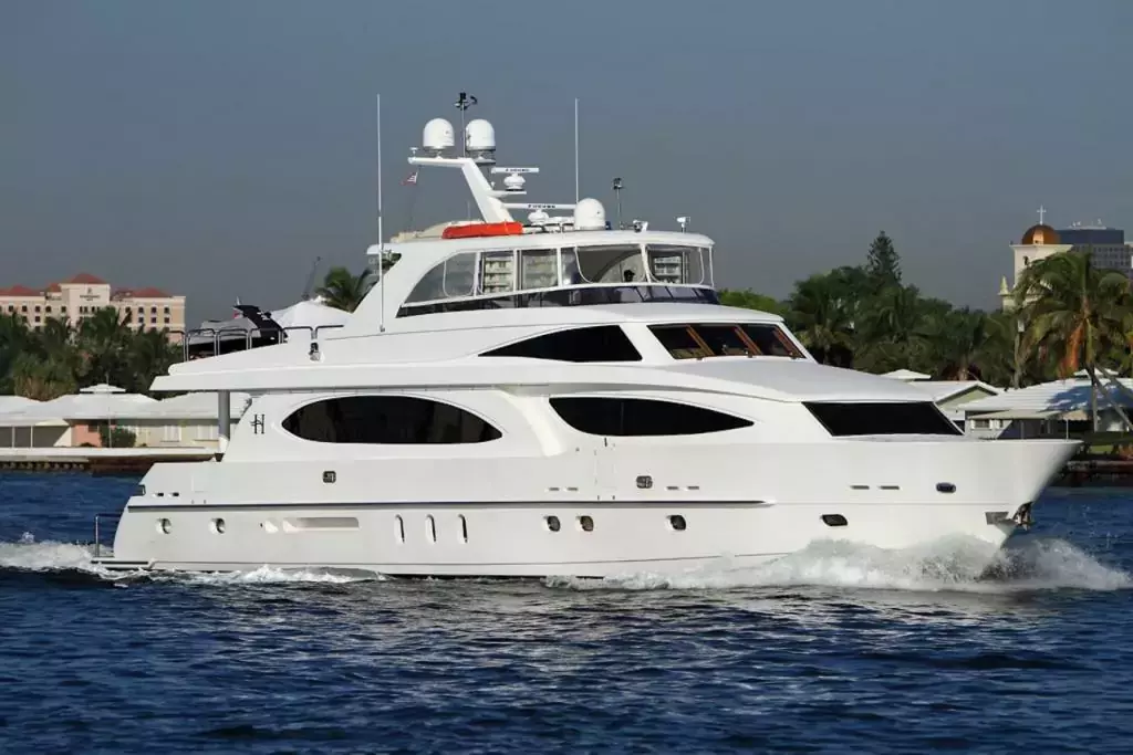 Perfect Harmony by Hargrave - Special Offer for a private Motor Yacht Charter in St Georges with a crew