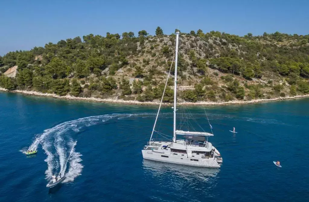 Pura Vida by Lagoon - Top rates for a Rental of a private Sailing Catamaran in Croatia