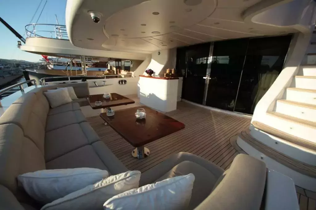Quest R by Benetti - Special Offer for a private Superyacht Charter in Corfu with a crew