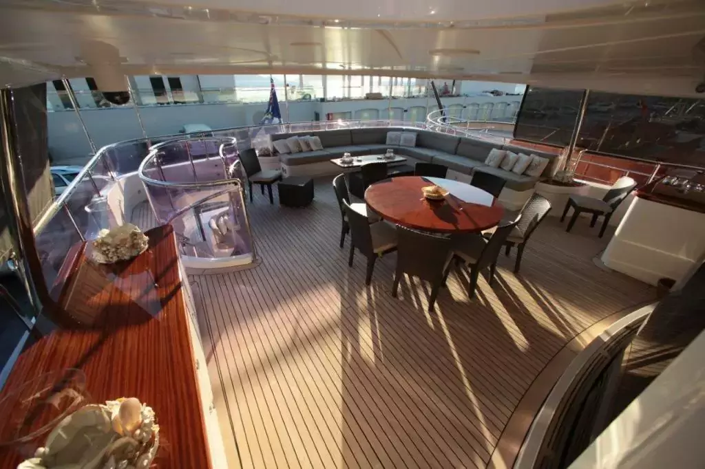 Quest R by Benetti - Special Offer for a private Superyacht Charter in Tuscany with a crew